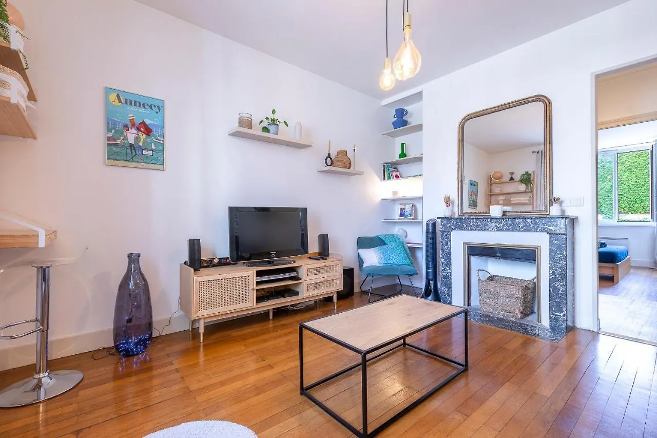 Appartamento Apt 2-4 pers, charme de l'ancien, calme, vélos, Annecy centre Francia